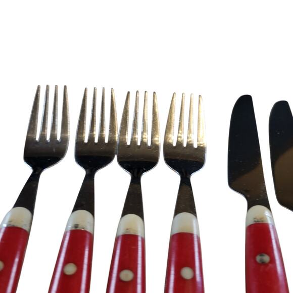 Retro Vintage Cambridge Flatware Set Red White Dot Handles Stainless Steel 12 Pc - Picture 12 of 13